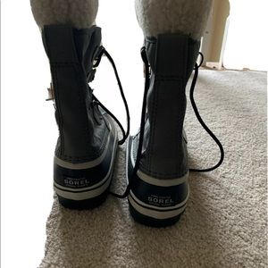 Sorel Women’s Carnival Gray Winter Boots